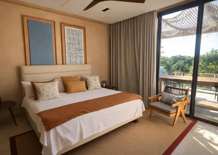 Corasol Villa, 4 King Suites And Private Pool Villa